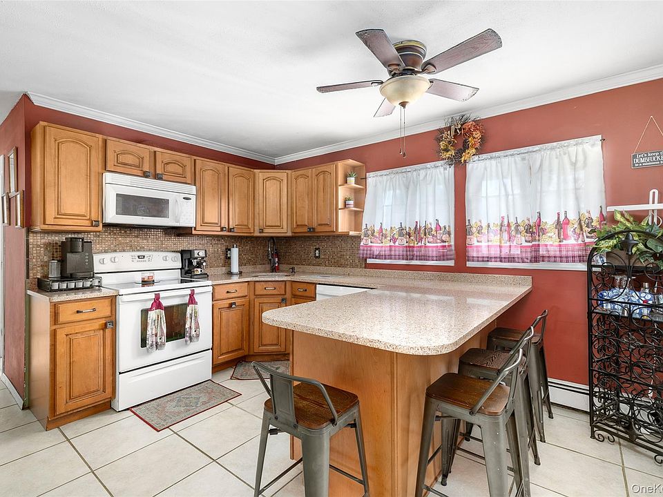 house on the hill 上下セット90 19006 NE 167th St, Woodinville, WA 98072 | Redfin