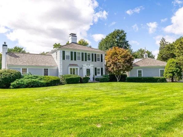 346 King Caesar Rd, Duxbury, MA 02332