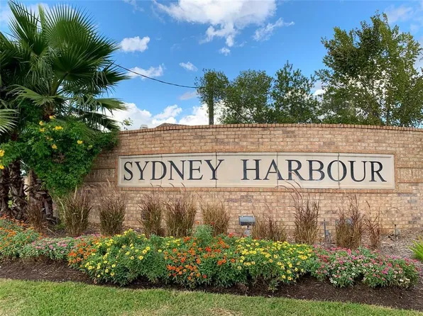18006 Dunoon Bay Point Ct, Cypress, TX 77429