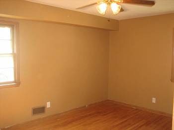 4th image of 8301 E 105th St