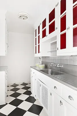 Sold by Compass | media 23