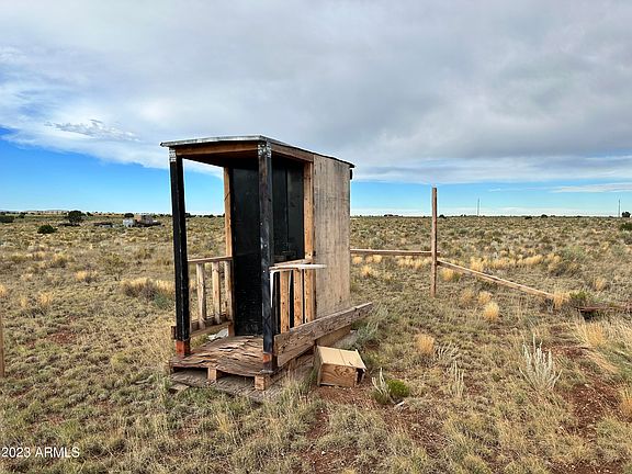 4th image of 2166 S SAFFORD Drive #11
