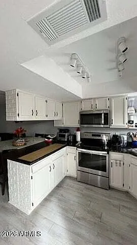 1055 W 5th St #21 — Photo 6
