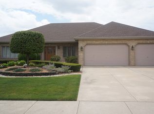 7825 Joliet Dr S, Tinley Park, IL 60477