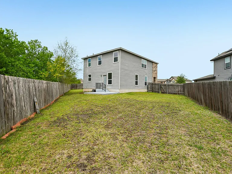 19219 Zachary Taylor St — Photo 5