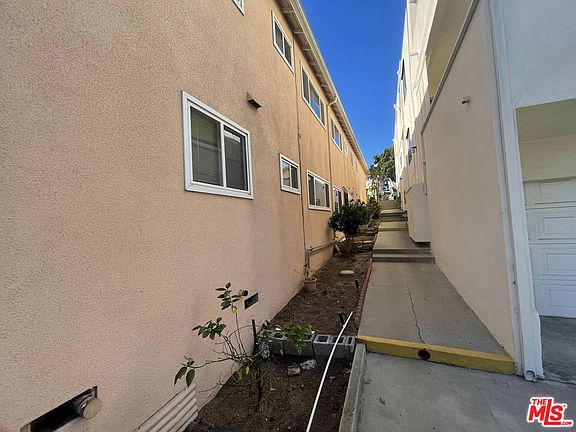 3rd image of 330 Bungalow Dr