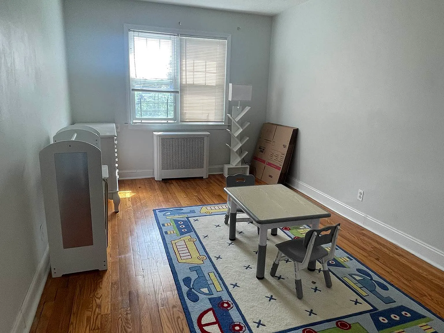 20-33 47th Street — Photo 3