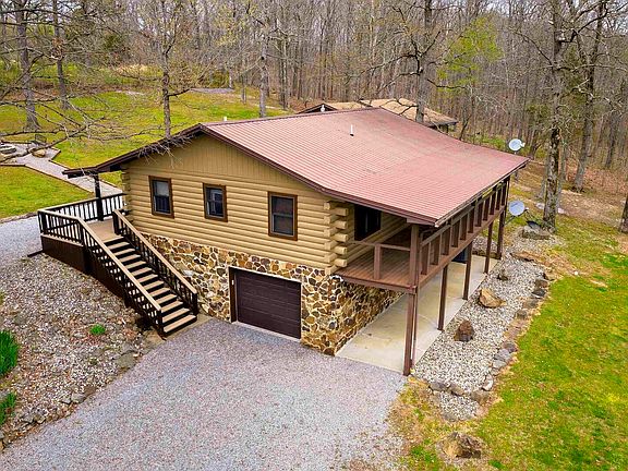 3rd image of 320 Nelson Ln