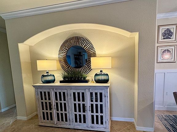 5th image of 28541 Carlow Ct Unit 201