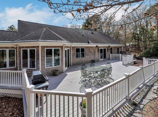 39 Moss Ln, Brewster, MA 02631