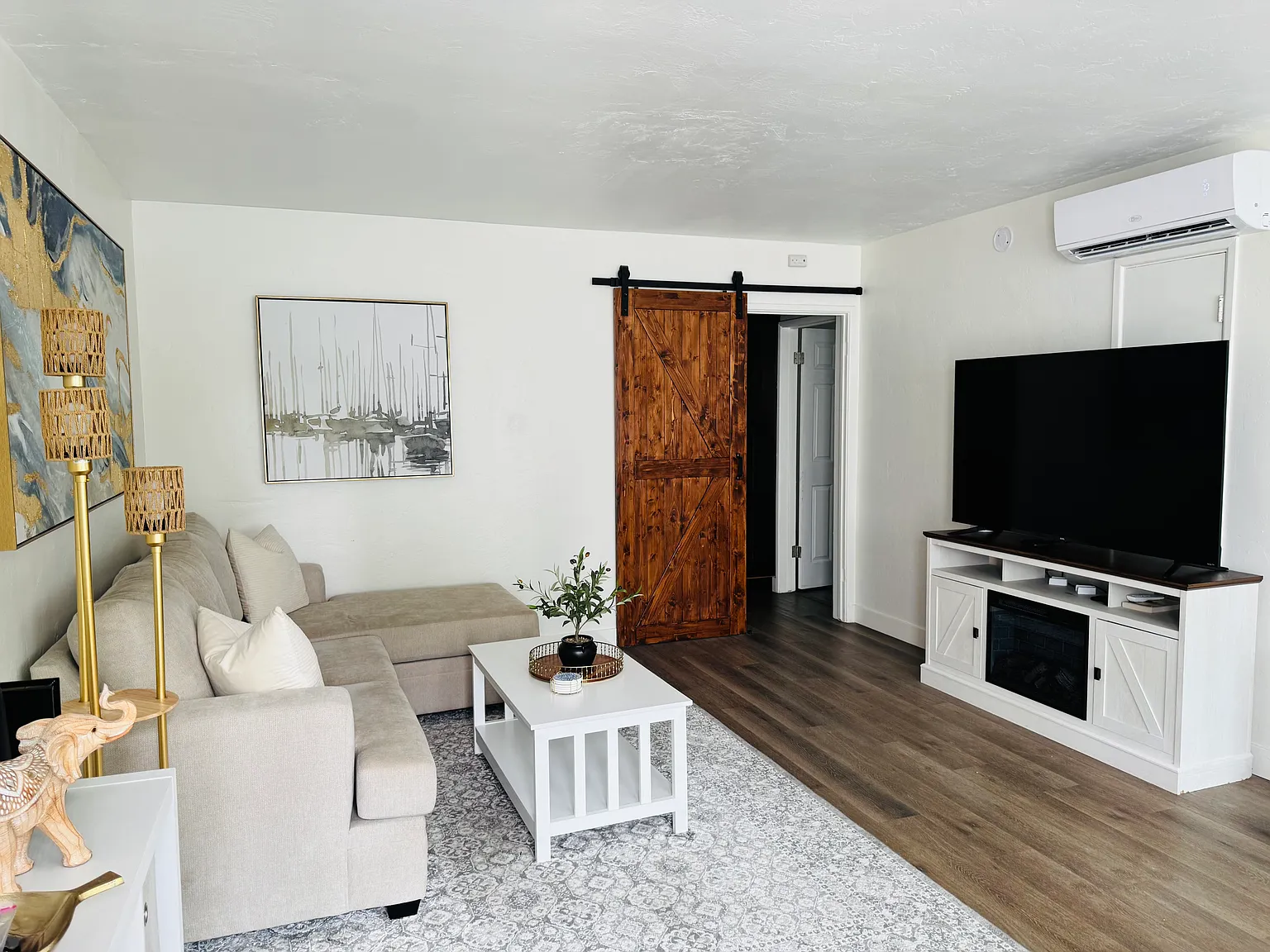1 bed, 700 sqft, $5,250 — Photo 3