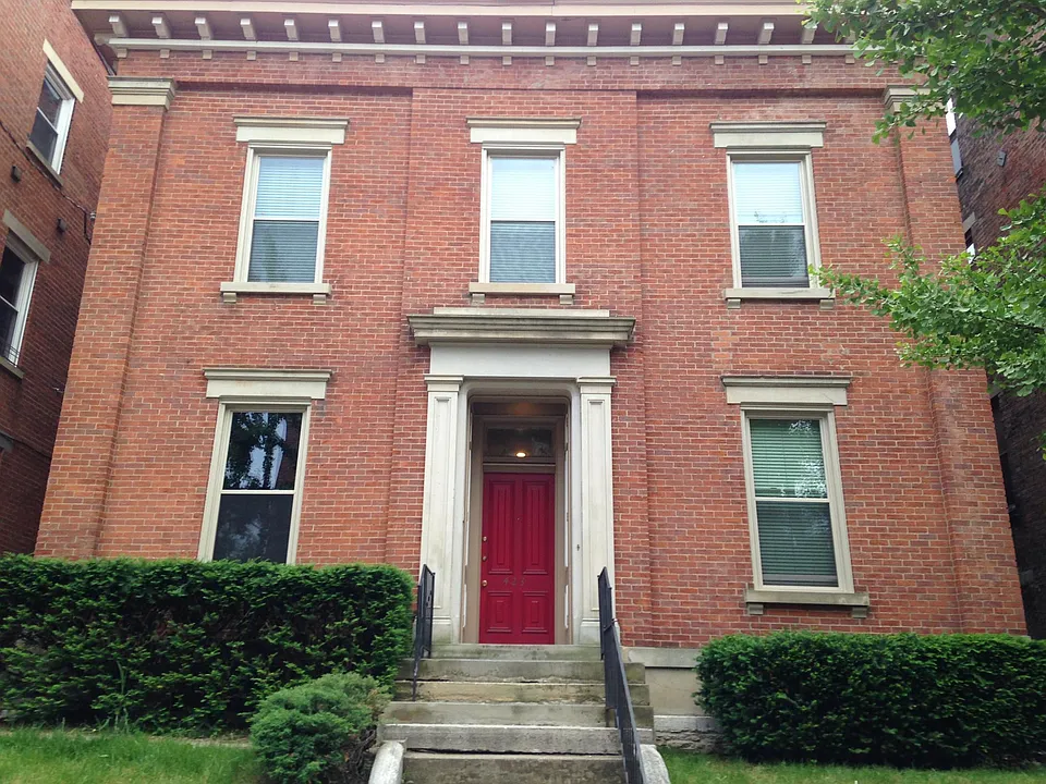 423 Hopkins St #1