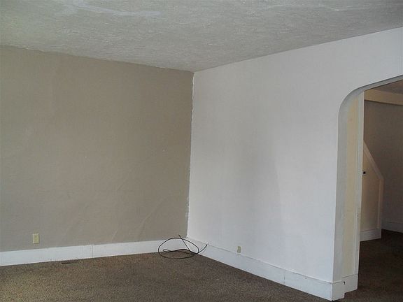 5th image of 806 S 19th St