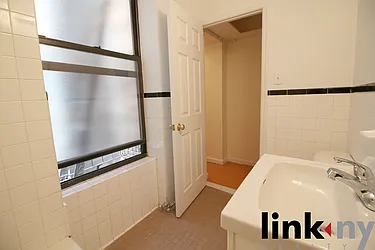 Rented by Link NY Realty