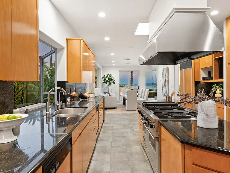 816 Monte Leon Dr — Photo 25