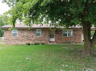 402 Stapleton Pl, Lincoln, AR 72744