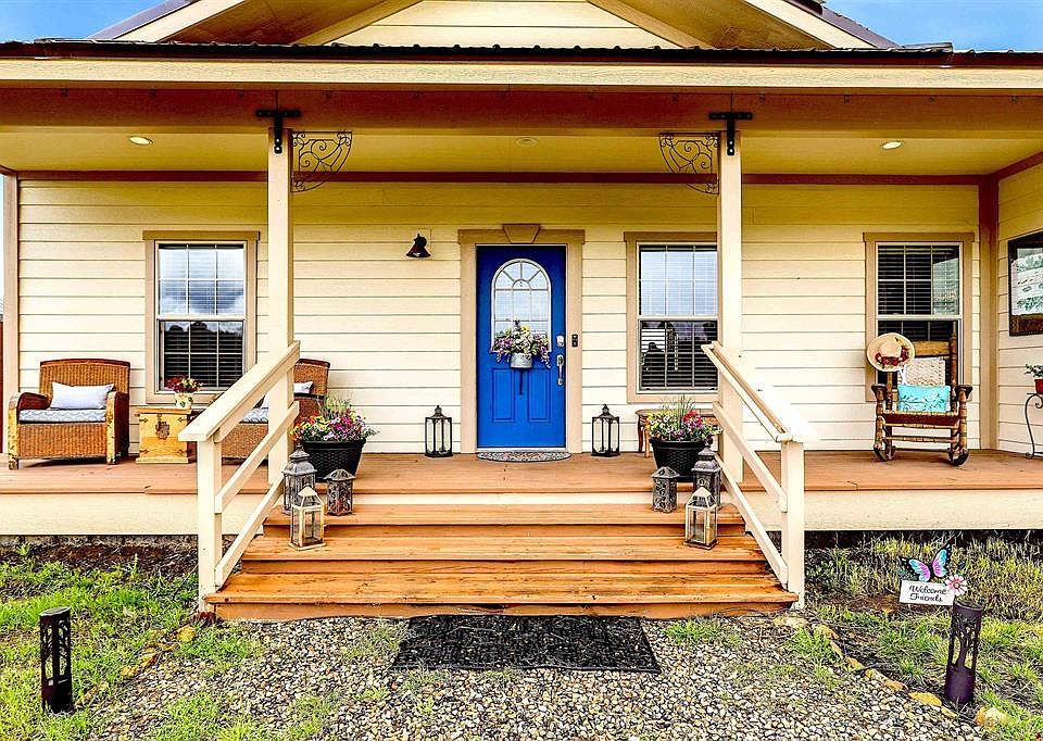 1st image of 434 Vista Boulevard