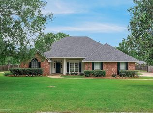 100 Tealwood Dr, Bossier City, LA 71111