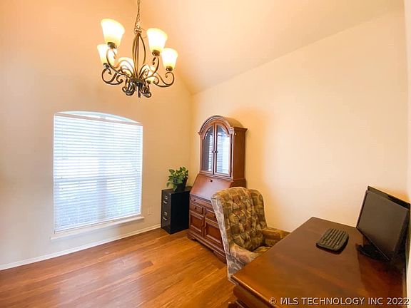 4th image of 3265 S 201st East Ave