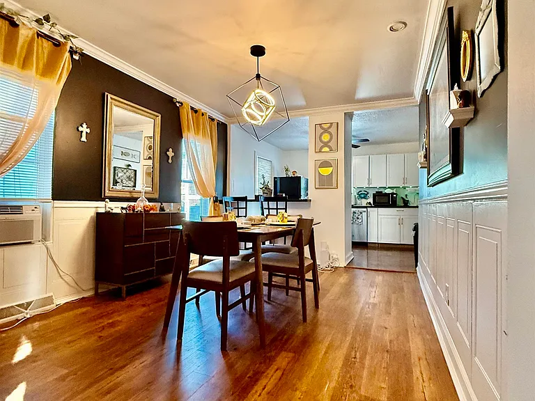 1139 Asbury Ave — Photo 7