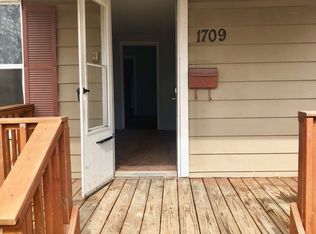 1709 Moffat Ave, Springfield, IL 62702