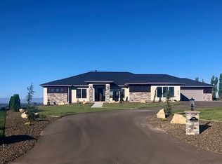 9318 Highpointe Cir, Nampa, ID 83686