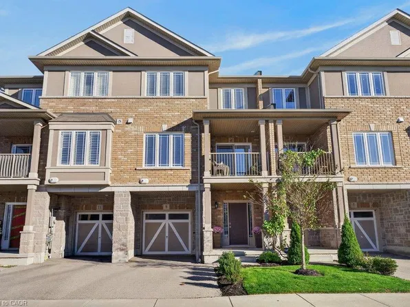 9 Bloom Cres, Hamilton, ON L0R 1P0