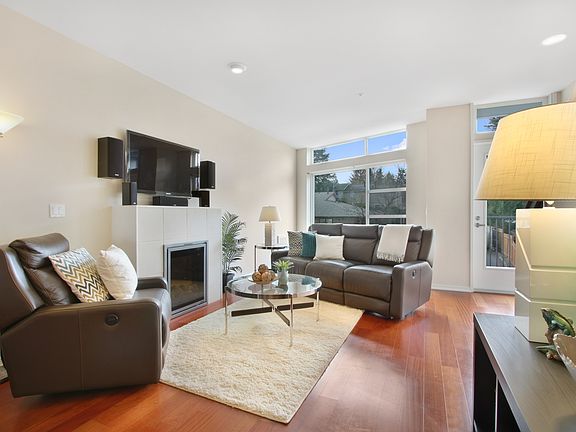 5th image of 15110 NE 81st Way Unit 102