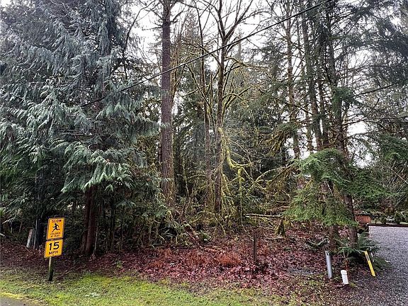 5th image of 15026 Iceberg Road