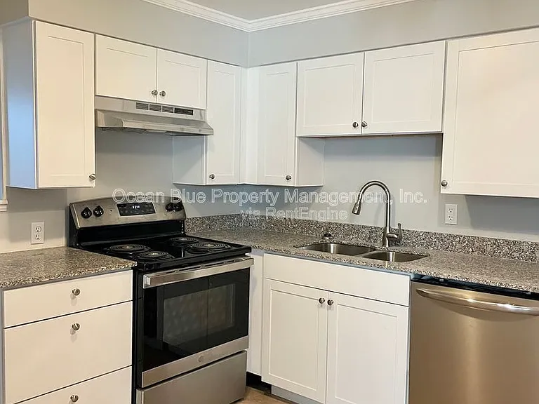 1940 Passaic Ave #12 — Photo 3