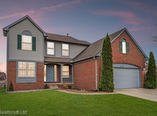 5219 Biddle St, Wayne, MI 48184