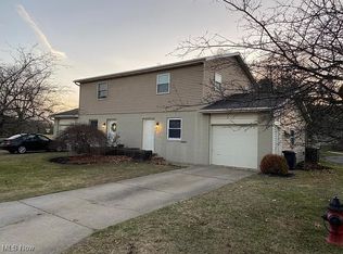 1331 Stardust Ave NW, Canton, OH 44708