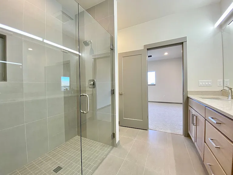 4404 Tayhill Way — Photo 13