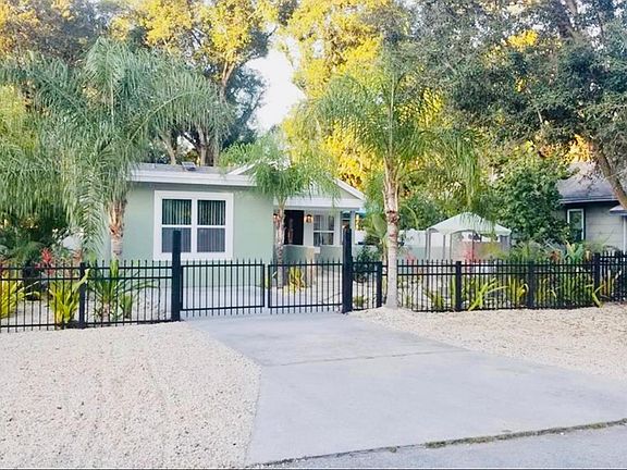 2nd image of 1253 40th St