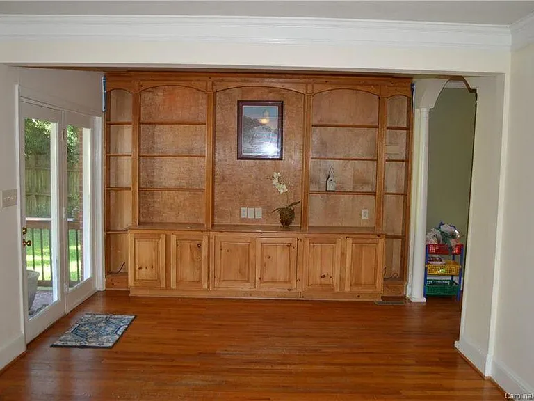 436 Sullivan Rd — Photo 5