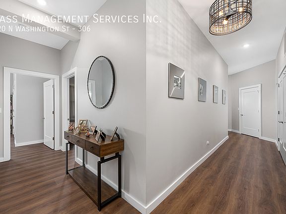 5th image of 720 N Washington St Ste 306
