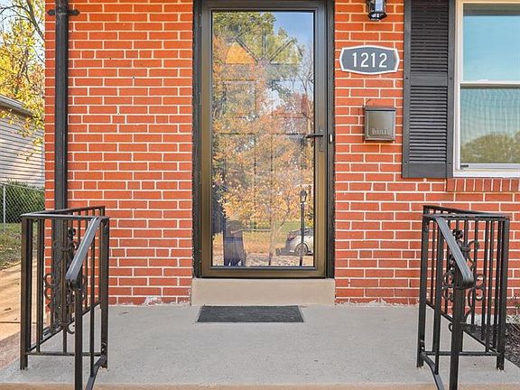 3rd image of 1212 Kurt Ave