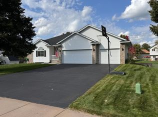 6158 Forest Boulevard Trl, Wyoming, MN 55092