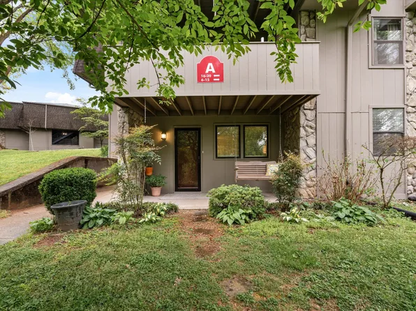 2929 Selena Dr #16, Nashville, TN 37211