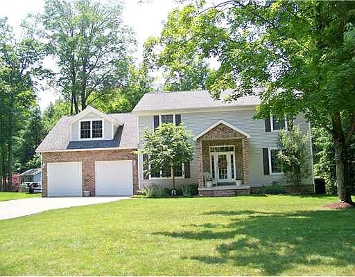 1st image of 8334 Sun Lake Dr