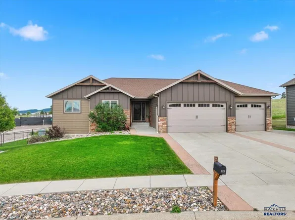 725 Maple Dr, Spearfish, SD 57783