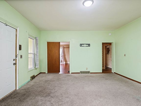 3rd image of 926 N Porter St #1F