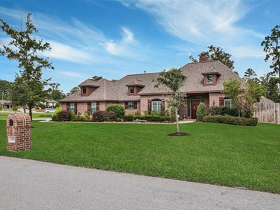 3rd image of 12558 Sharps Ln