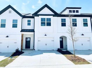 111 Auburn Run Ln, Auburn, GA 30011
