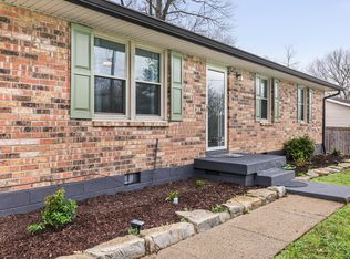 123 Laurel Ln, Hendersonville, TN
