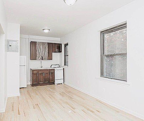 2nd image of 21-47 33rd St #22
