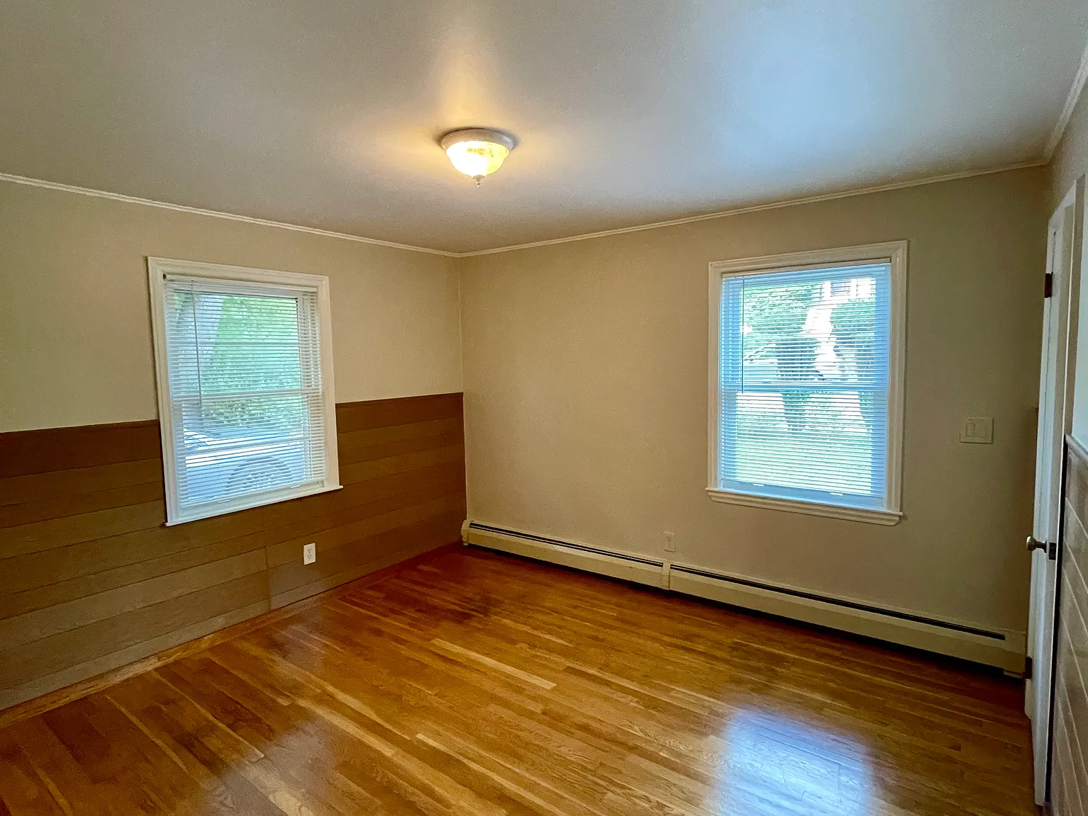 3 bed, 1.5 bath, $2,950 — Photo 4