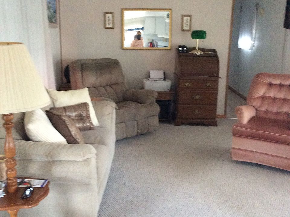 1st image of 256 Lyndol St