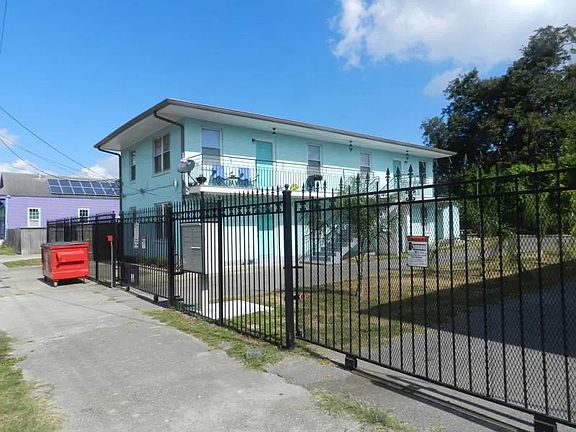 2nd image of 1315 Marigny St APT 2
