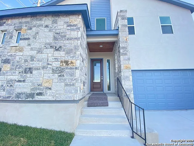2126 Village Pkwy — Photo 4